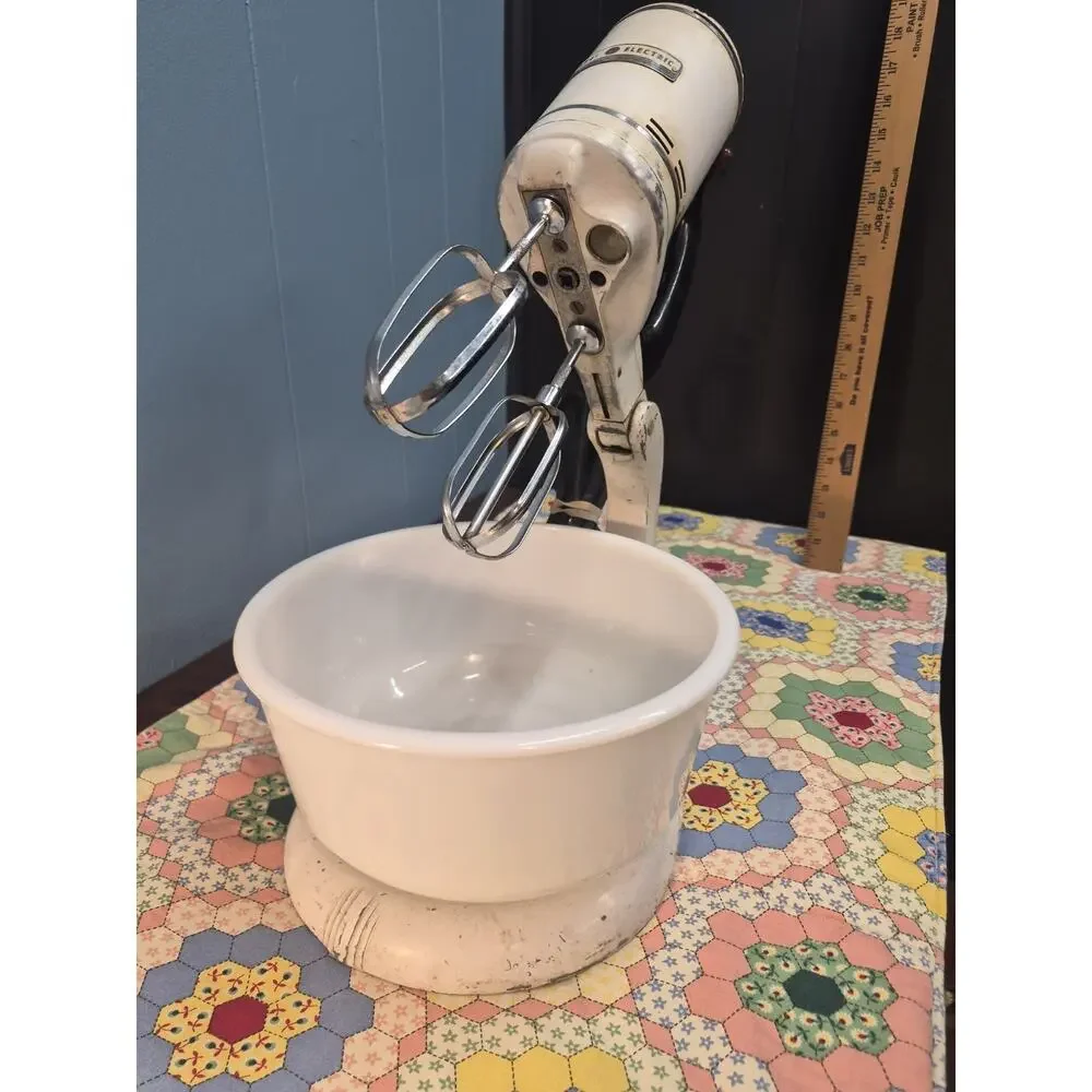 Vintage 1940s GE 